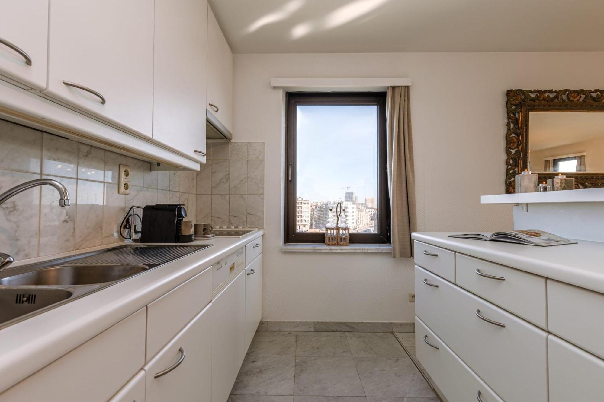 Huswell - Spacious & Modern Sea View Apartment With Garage オステンド エクステリア 写真